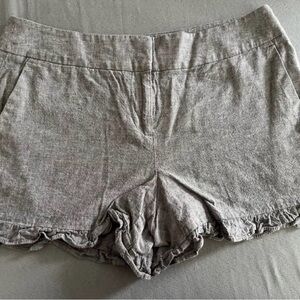 LOFT Size 2 Gray Ruffled Bottom Edge Women's Shorts